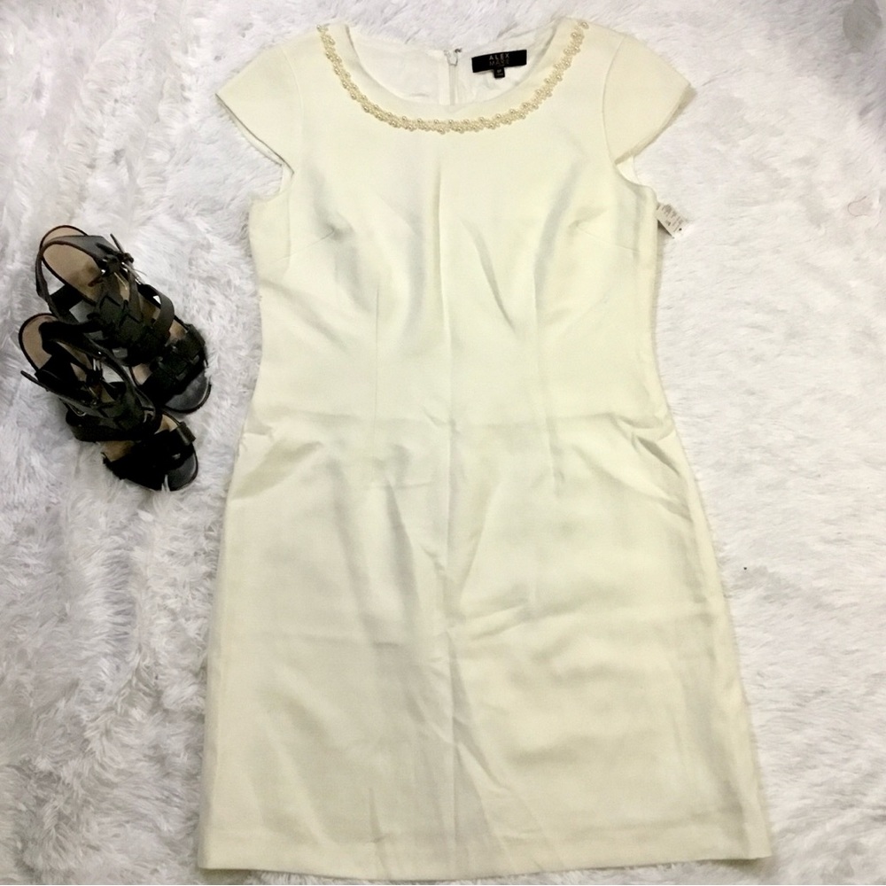 NWT Alex Marie Pearl Dress